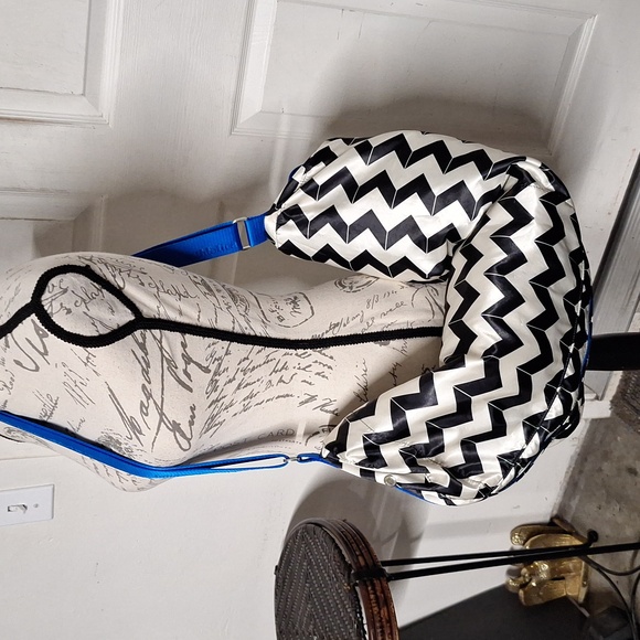 Lululemon Chevron Namaste III Yoga Mat Tote Bag - Picture 1 of 11
